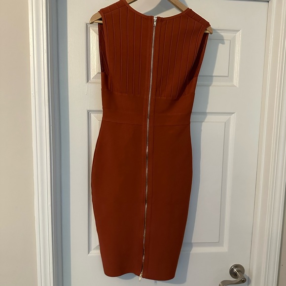 NWT Gianni Bini Brenda Dress in Cedar bandage dress Small - Picture 7 of 8